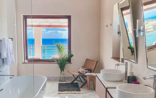 Grenadine Hill - Coral Hill - Bathroom